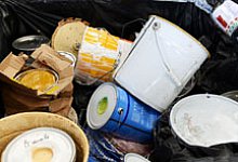 Recyclage et traitement des déchets de Résidus de Peinture et Colles